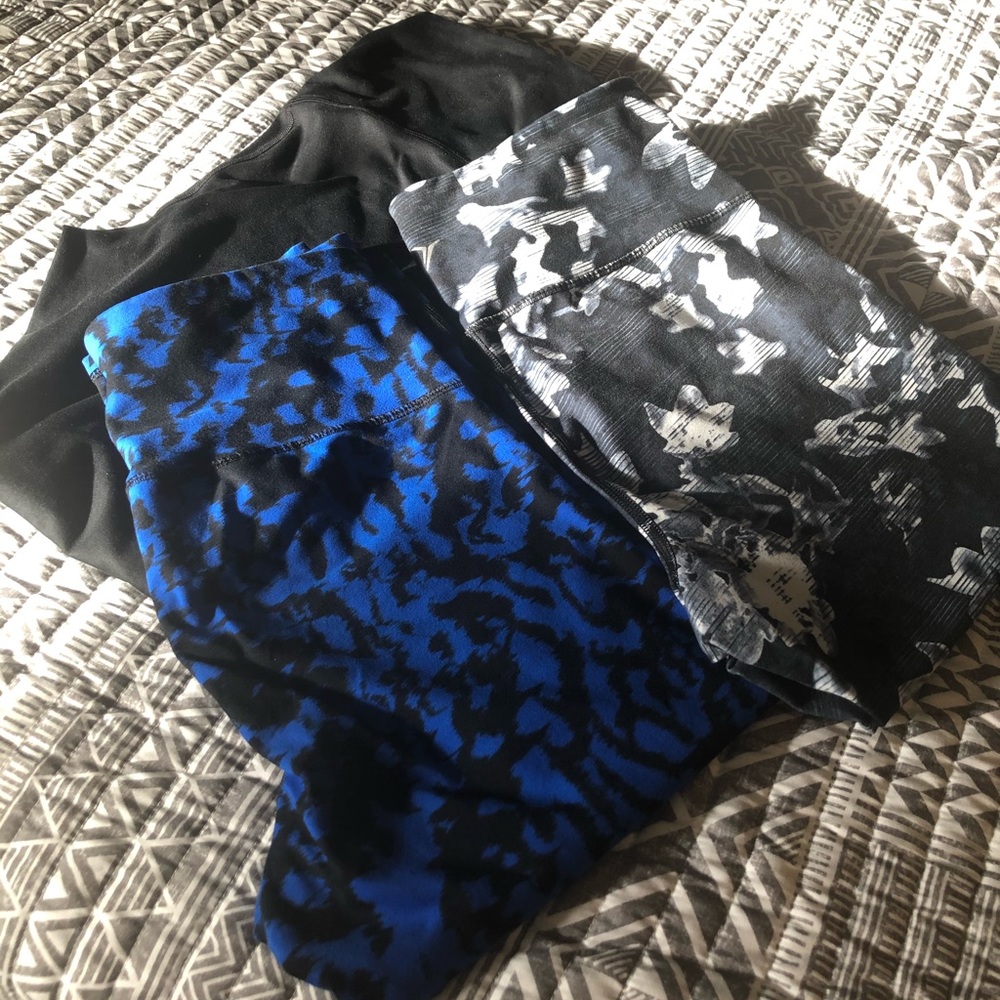🤍3 pairs of leggings! EXCELLENT used condition!